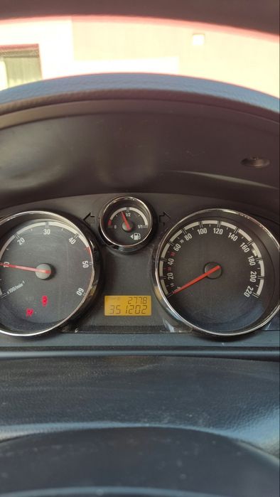 Opel Antara de vânzare