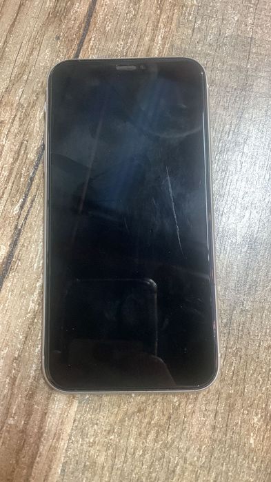 Продам iPhone Xr 64g