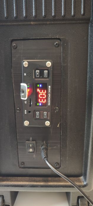 Boxa bluetooth , radio , usb si micro SD , 40 cm