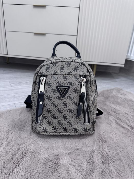 Rucsac/Ghiozdan Guess diferite modele