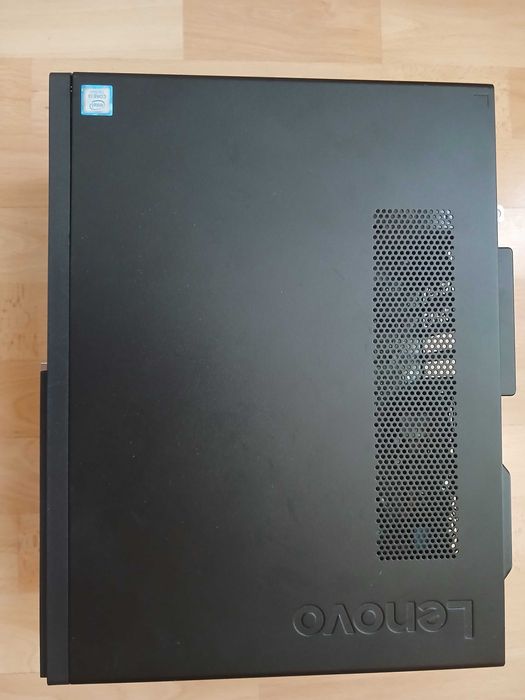 Компютър Lenovo V520  i3-7100 8GB 256GB SSD  Windows 11 PRO , Office-2021