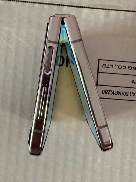 Samsung Galaxy Z Flip 5