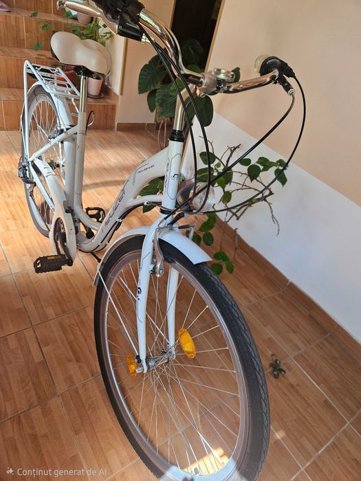 Vand bicicleta de oras pentru dama
