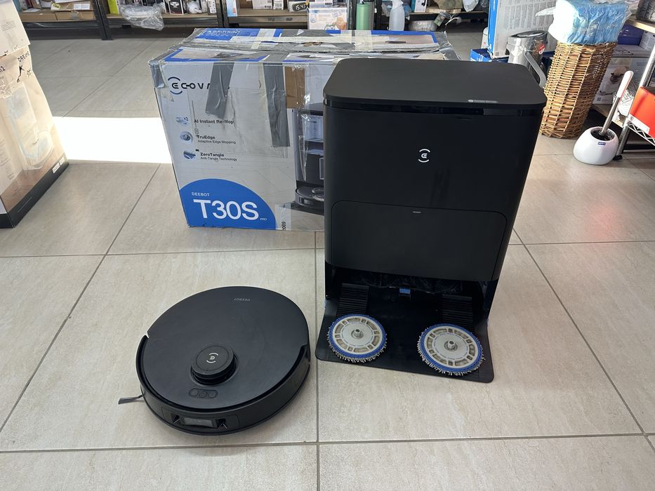Aspirator robot ECOVACS DEEBOT T30S PRO OMNI cu mop și stație