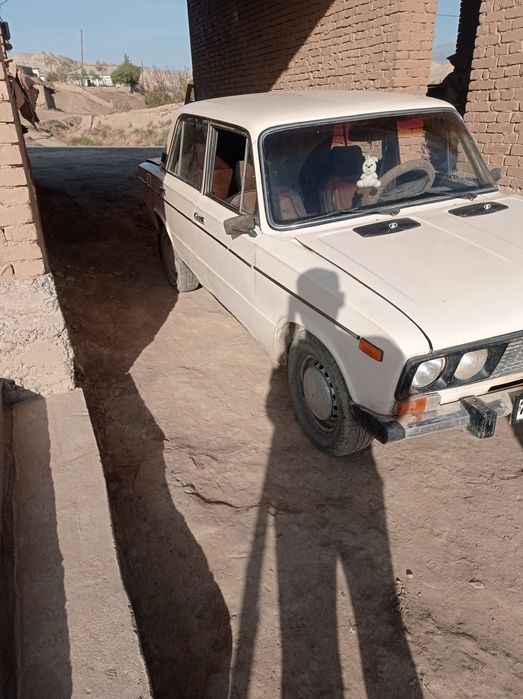 Moshina vaz 2106