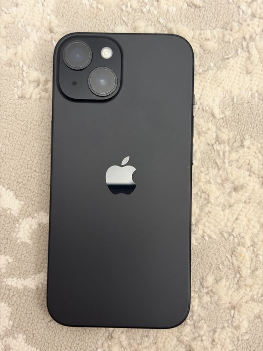 Продам iphone 15 128gb