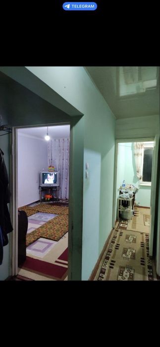 Продаётся 1 ком 1 микрорайон