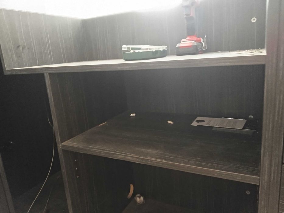 Търговско оборудване за магазин за алкохол и цигари-1500 лв.