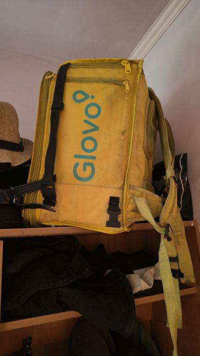 Продаю курьерскую сумку Glovo