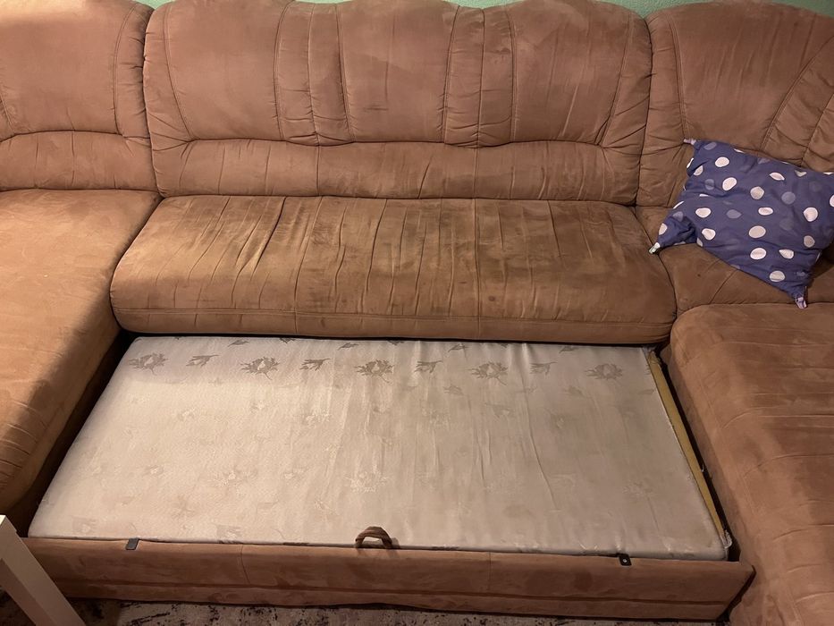 Продавам холна гарнитура