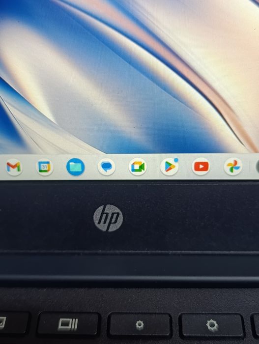 Oferta laptop hp chomebook 11inch g9 cu touchscreen și android  impecabil
