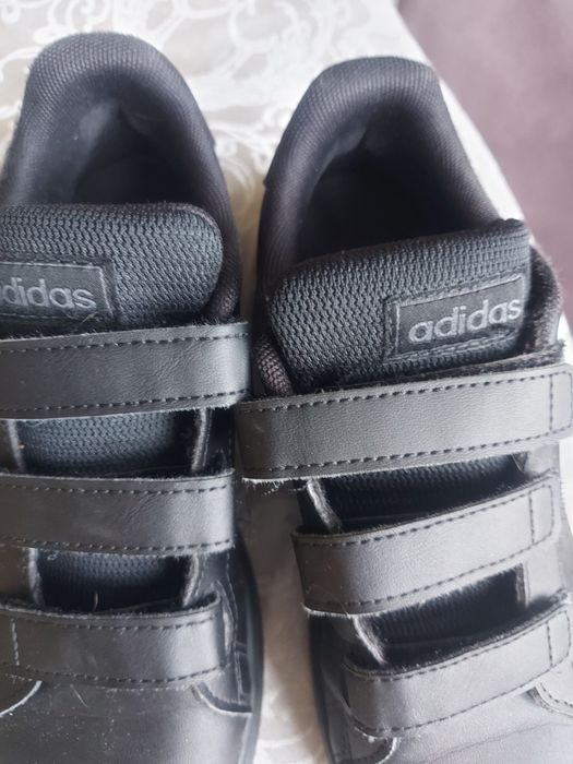 Детски черни кожени маратонки