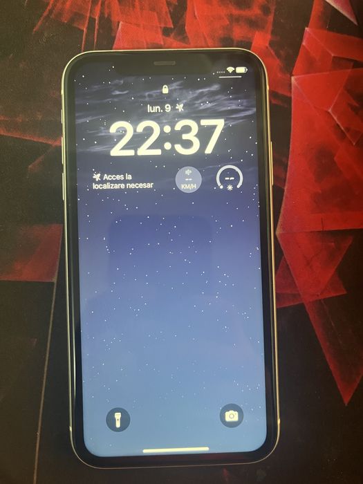 Vand iPhone 11 simplu ca nou !