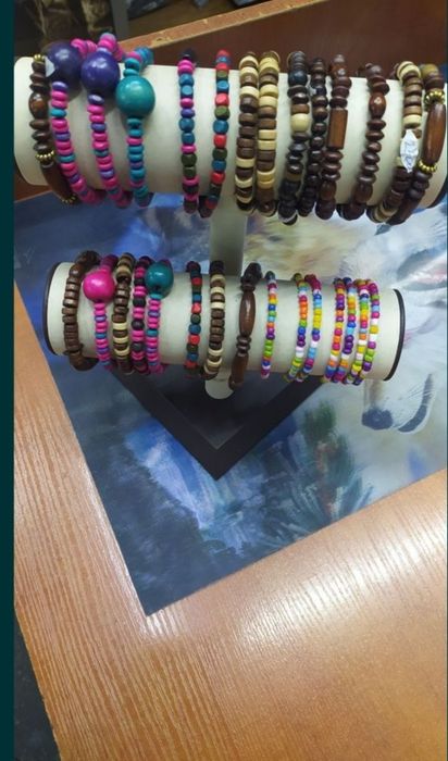 Браслеты кожаные