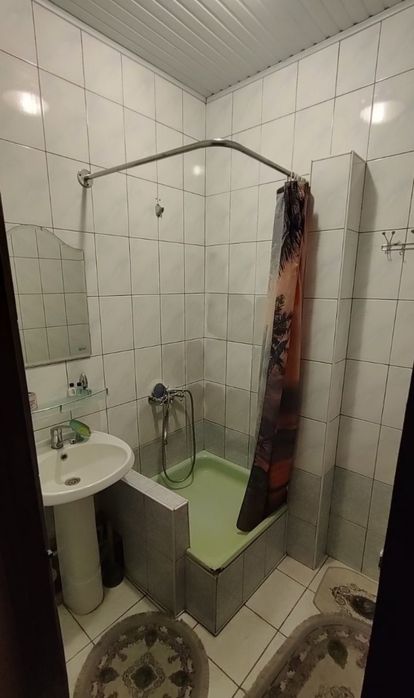 3xonali hamma sharoitli mebellari bor uy