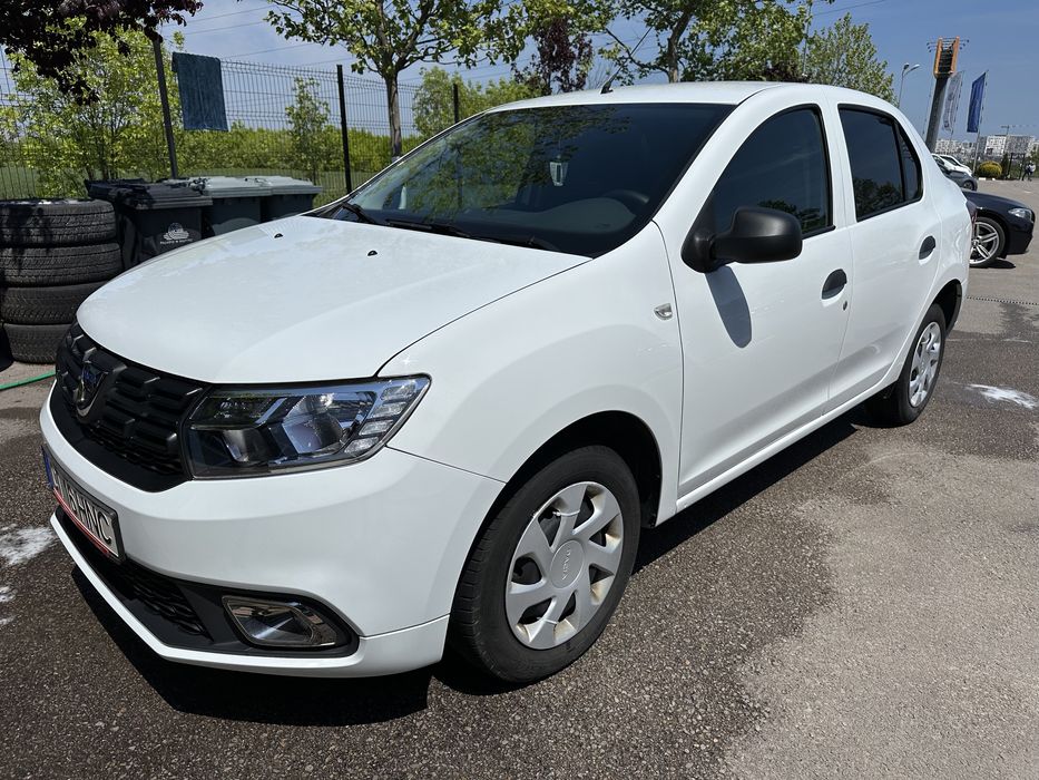 Inchiriez masini Ubel Bolt /Masina cu colant promotie