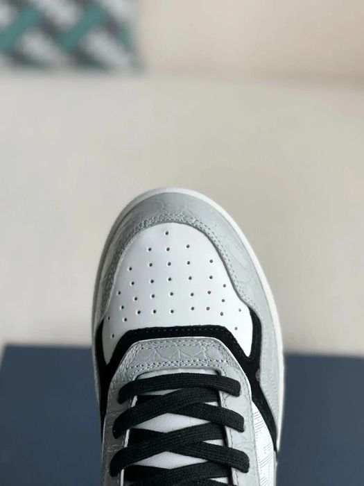 CD B27 Low-Top Sneaker / Grey / White / Black