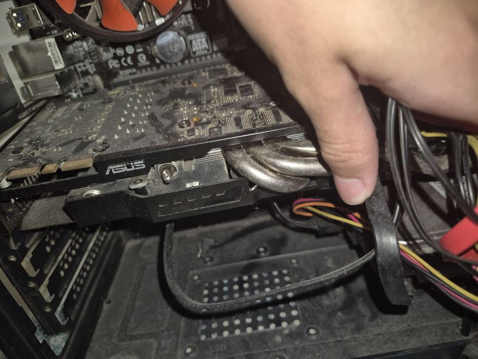 продам видеокарту GTX 660TI