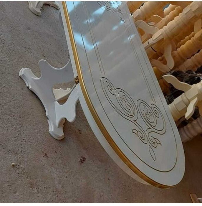 Продам стол для гостиной