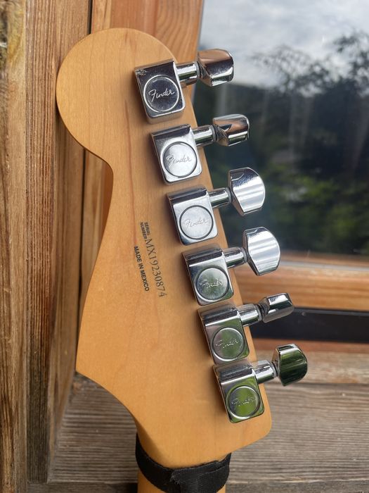Fender Stratocaster 2019 MIM