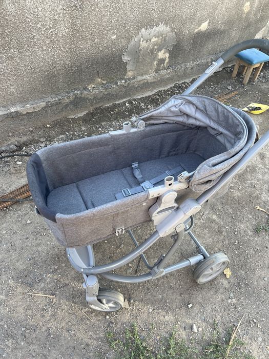 Продам коляску 4000 тг