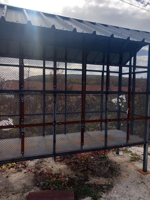 Метална клетка, кош