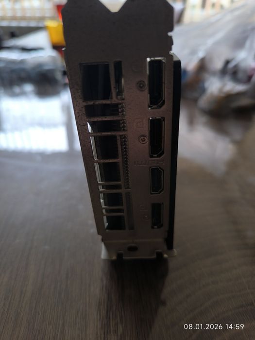 MSI видеокарта с два вентилатора – 250 лв