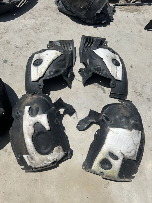 Carenaj roata / aparatoare noroi Renault Megane 3 stanga / dreapta fata