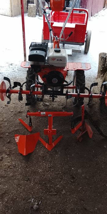 Vând sau schimb Ruris de 13 cai