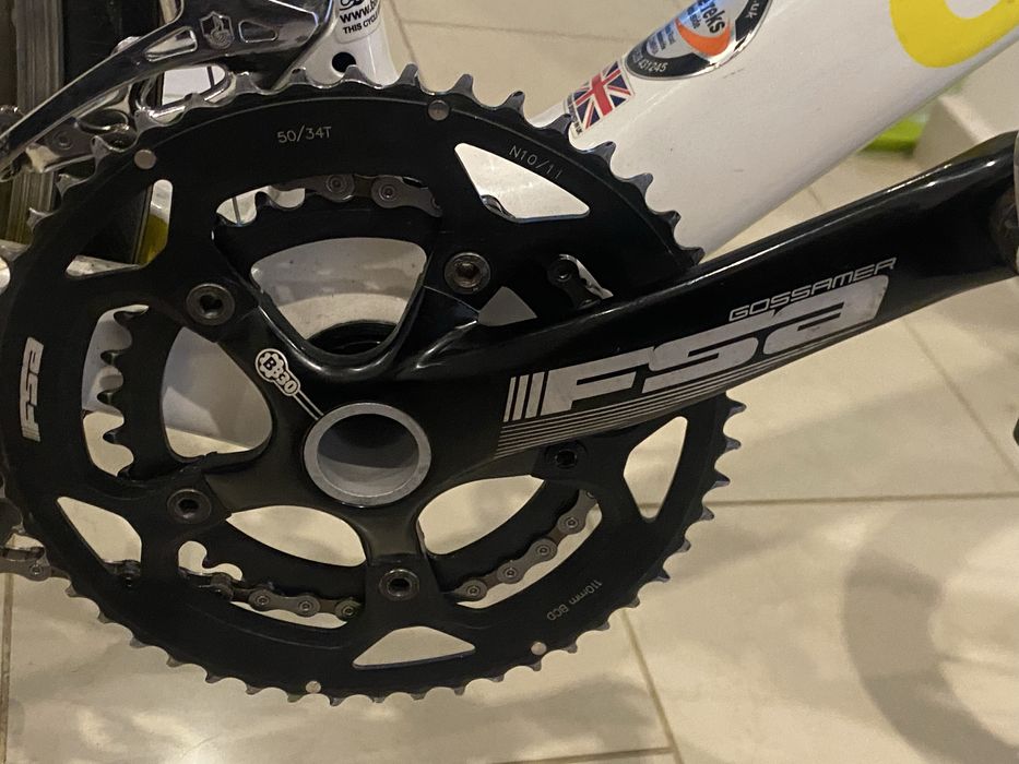 Карбонов шосеен велосипед Boardman