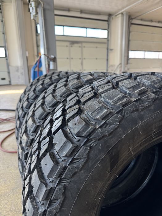 Продам грязевые шины M/T