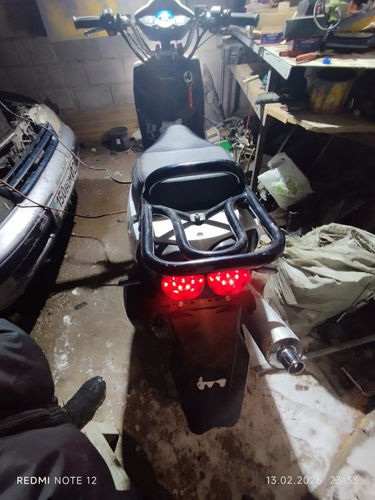 Мопед бумер скутер