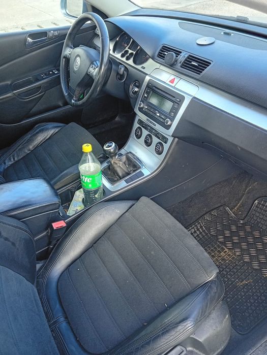 Volkswagen Passat 2006 diesel, 2.000 € — imagine 4