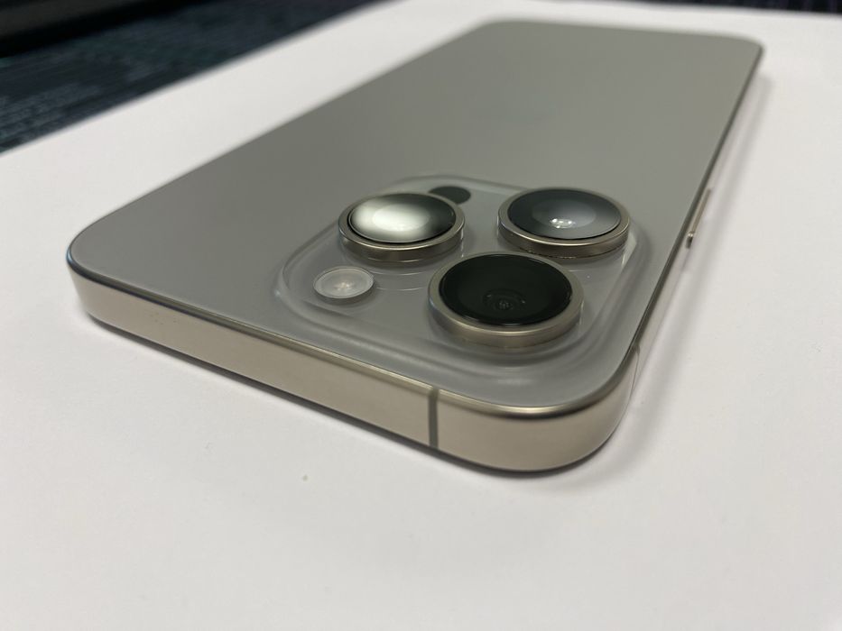 Vand iPhone 15 PRO MAX 512 Gb, impecabil, full box