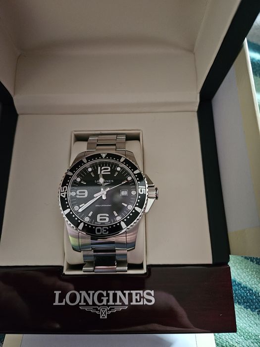 Vind ceas Longinex nou in cutie cu acte.