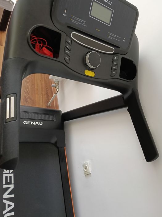 Беговая дорожка Genau