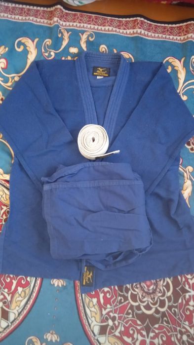 Продам кимано за копейки