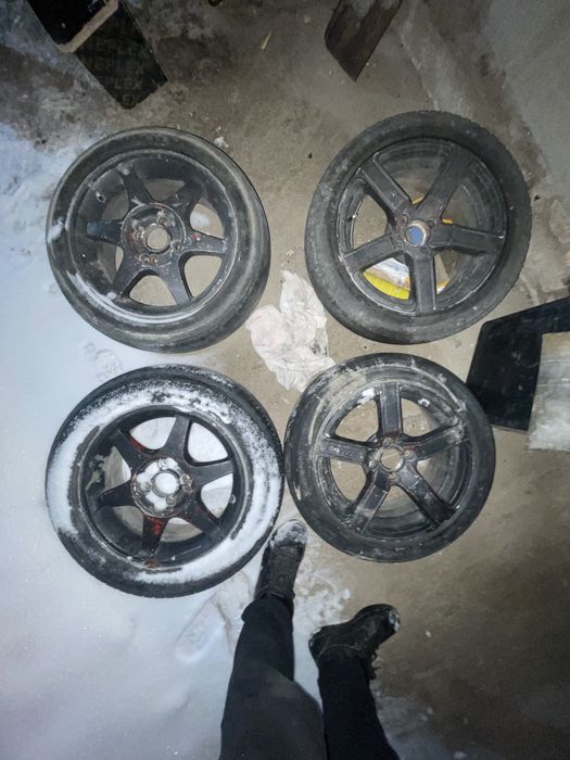 Продам 15тые диски