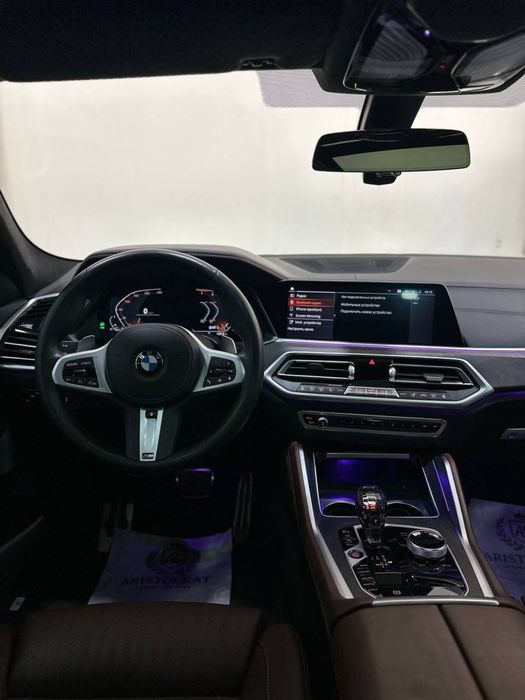 Bmw X6 40i 2022 yil avtomoshinasi