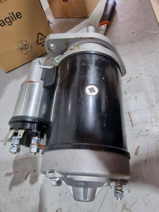 Electromotor tractor ford super dexta preț 1150 lei cu tva 11 dinți se