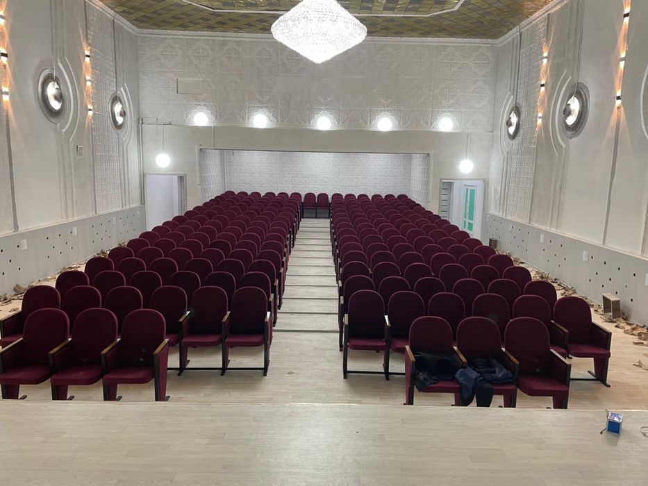 Изготавливаем театральные кресла