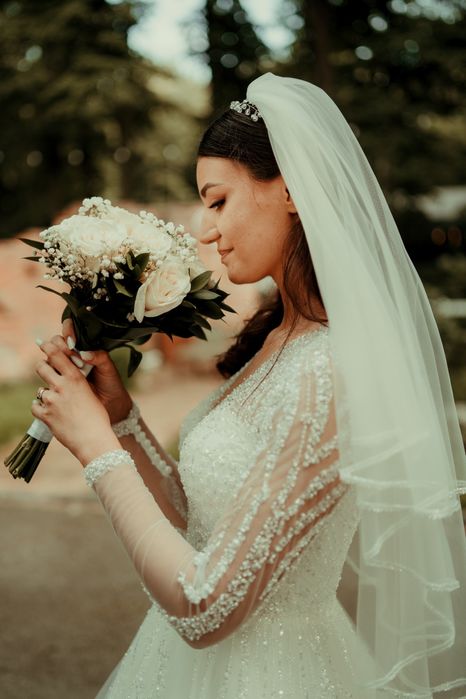 Vând rochie de mireasă