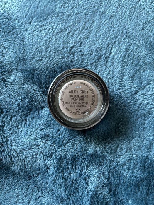 MAC Pro Longwear Paint Pot