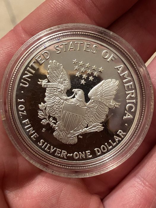 1 доллар серебро 31,1 гр 999