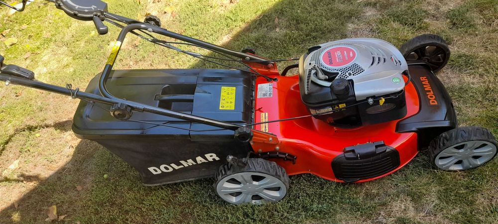 Masina de tuns iarba cu autopropulsie cu 3 viteze