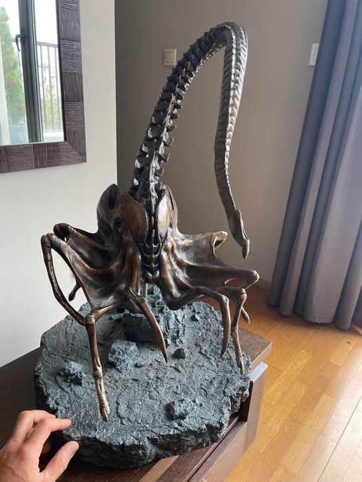Alien queen facehugger sideshow recast, статуя / фигура