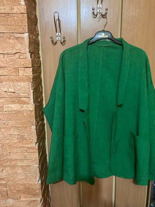 Продам женский пиджак, размер 52