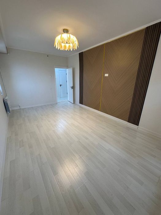 Продается 3в4 ком квартира, ориентир: метро Яшнабад, 80м²