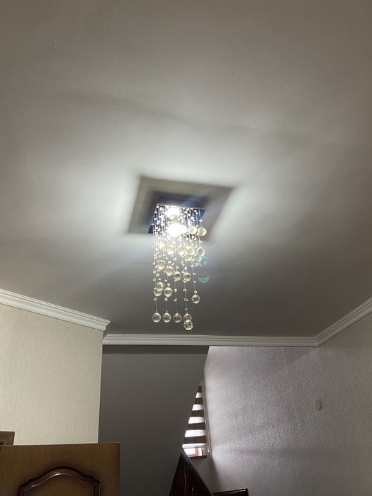 Люстра необычная