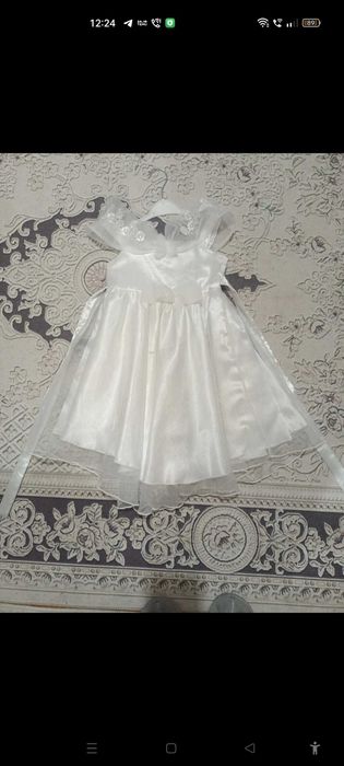 Rochie alba serbare